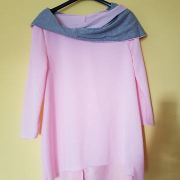 NOVA ROZA SIVA TUNIKA S KAPUCO S