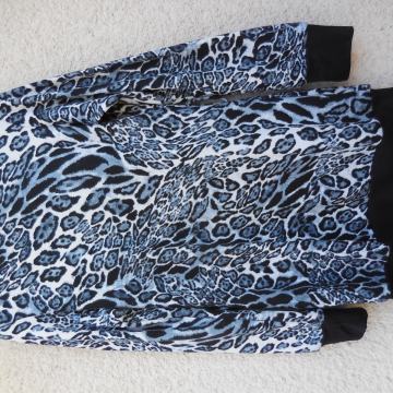 SIVO ČRNA TUNIKA Z TIGRASTIM VZROCEM S/M