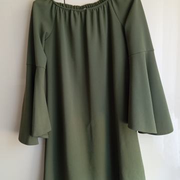 ZELENA TUNIKA S ŠIROKIMI ROKAVI 40