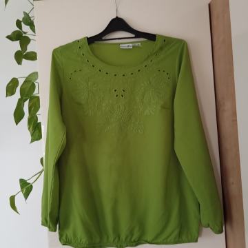 DRESS IN NOVA ZELENA TUNIKA Z VEZENINO  42/44