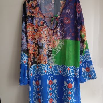 NOVA ZELENO MODRA CVETLIČNA TUNIKA L