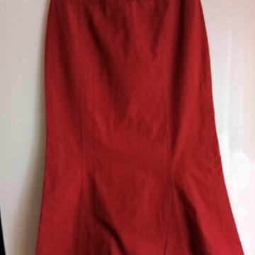 DOLGO RDEČE BOMBAŽNO KRILO 40