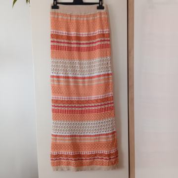 EBBY ANDI PISANO MAXI  PLETENO KRILO - KOT NOVO S
