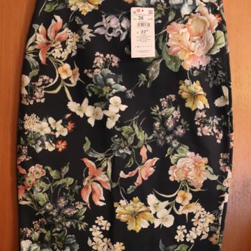 Novo krilo z etiketo