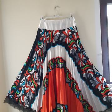 MAXI PLISE SVEČANO KRILO 38/40