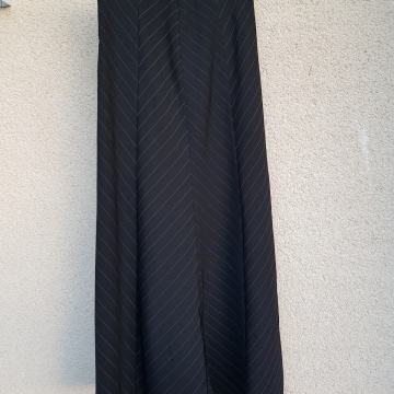 STYLE NOVO ČRNO MAXI KRILO S ČRTAMI 34/36