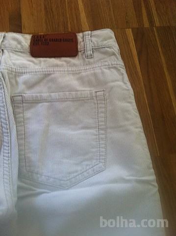 UGODNO! Lepe moške žametne hlače - tudi za dečka, W31/L32