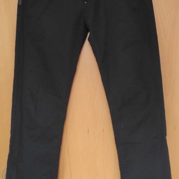 Črne moške hlače št. 46