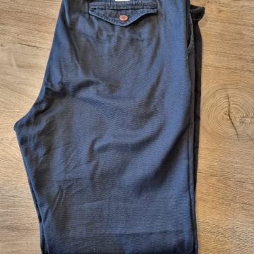 moške elegantne hlače FP