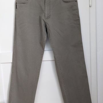 Moške hlače Crown št 52/obseg pasa 92cm