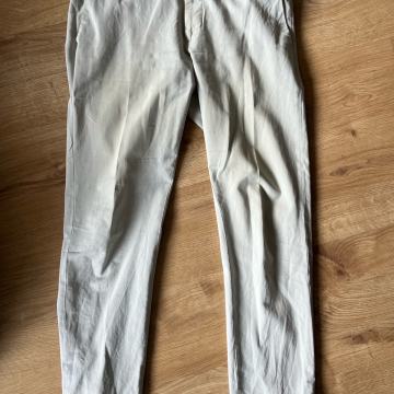 Prodam poletne hlače / chino znamke Incotex