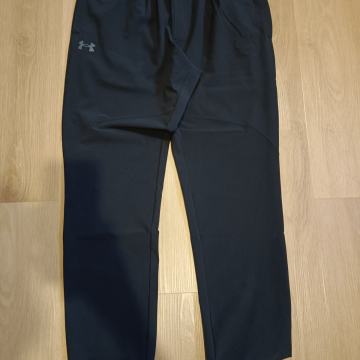 Under Armour dolge hlače M
