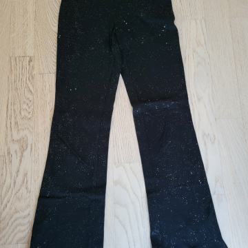 dekliške hlače št. 152 H&M