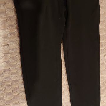 Dekliške hlače št. cca 152