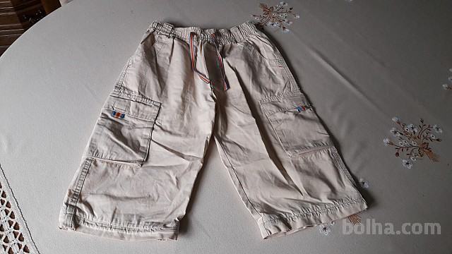 HLAČE BEŠ MALO POD KOLENI ZA STAROST 8.LET