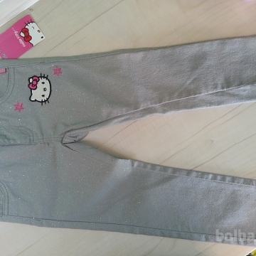 HLAČE C&A 104 HELLO KITTY Z BLEŠČICAMI - NOVE