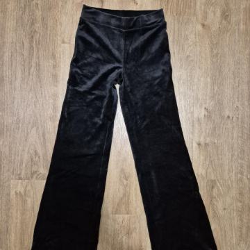 nove hlače, H&M, vel. 146