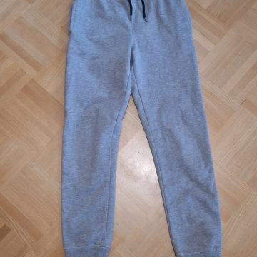 Hlače trenirka Name it 140