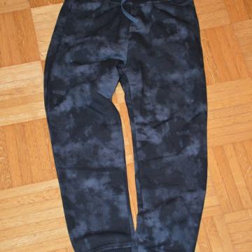 Trenirka H&M, št. 140, fantovska