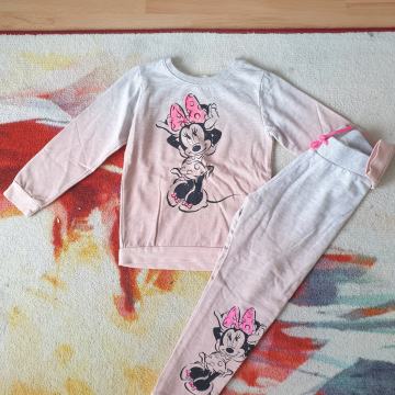 TRENIRKA MINNIE HM 110/116 NOVO