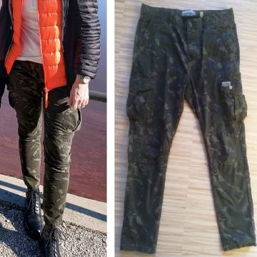 SUPERDRY CARGO BOYFRIEND HLAČE ŠT.L