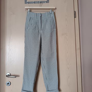 Zara hlače XS/S