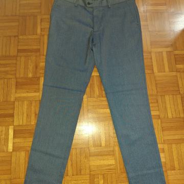 ELEGANTNE HLAČE ZNAMKE ZARA, ŠTEVILKA  44