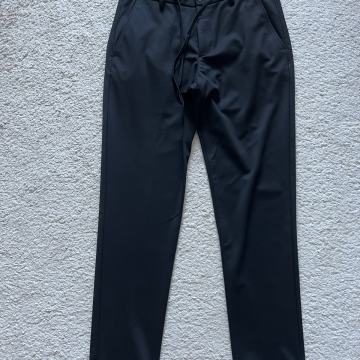 Hlače elegantne S. Oliver, 44 št.