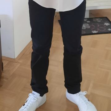Elegantne Hlače GALILEO črne slim fit vel.44