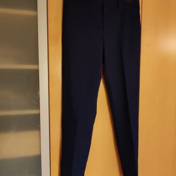 Moške Zara ozko krojene elegantne modre hlače, št. 36