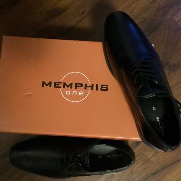 Moški čevlji št.38