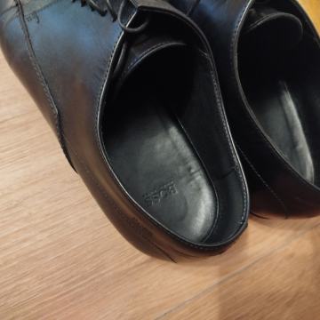 Moški elegantni čevlji Hugo Boss