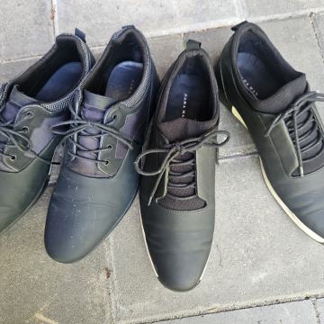 Zara modri in črni čevlji (42)