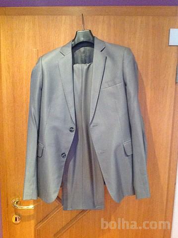 Moška obleka