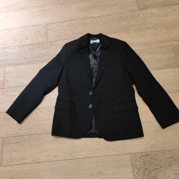 Otrški suknjič 8-9 Let