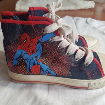 All starke spiderman