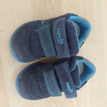 Čeveljčki Superfit št. 21