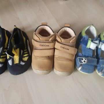 Čevlji za dečke velikost 22