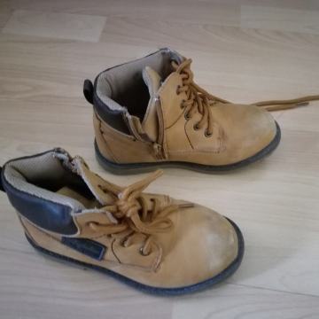 Čevlji piščančki št. 29