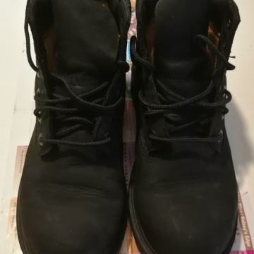 Čevlji Timberland št. 35 - črni, nepremočljivi kot novi