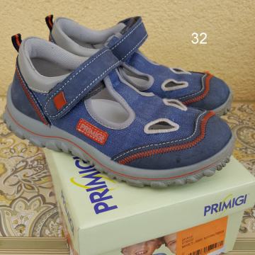 Fantovski čevlji št.32