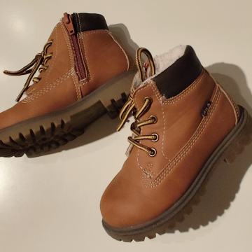 Fila - gležnjarji (št. 24)