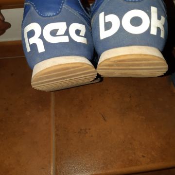 Levis in Reebok obutev za prosti čas