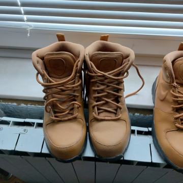 Nike čevlji št. 38