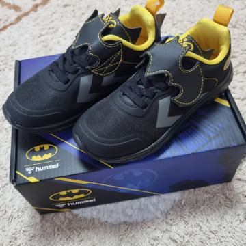 Otroške superge Hummel št. 28