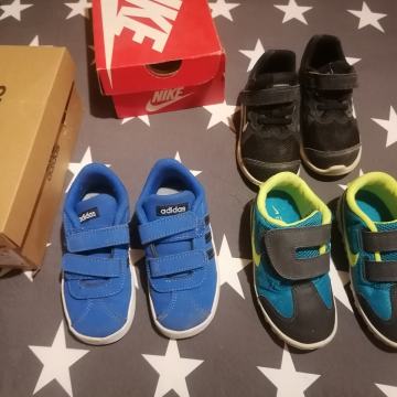 Otroški čevlji 24-25 kot novi