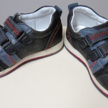 Otroški čevlji št. 29 - usnje