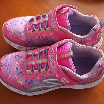 Skechers light 31