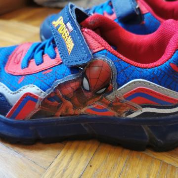 Spiderman marvel telovadni copati st. 27