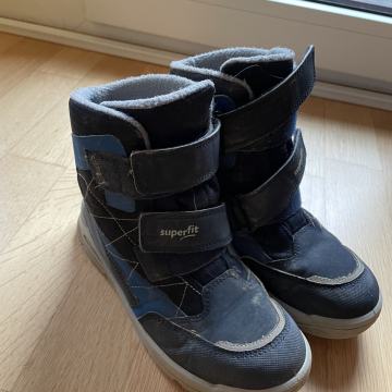 Superfit zimski skornji st. 34